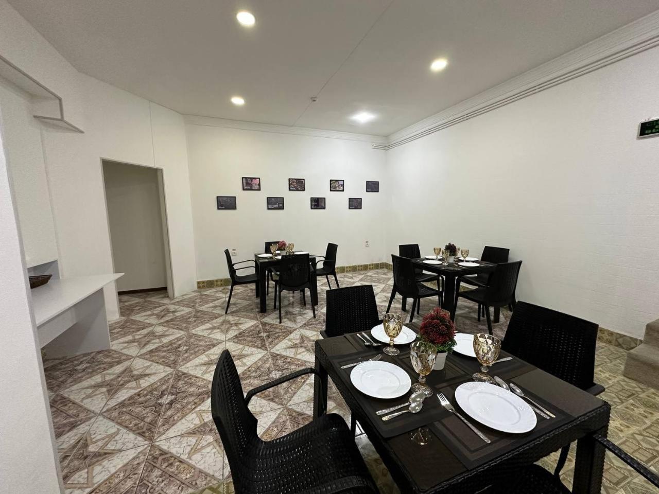 Home Alone Hotel Tashkent Luaran gambar